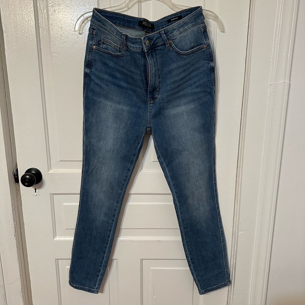 Judy Blue Triple Threat Tummy Control and Butt Lifting Skinny Jeans Size 13